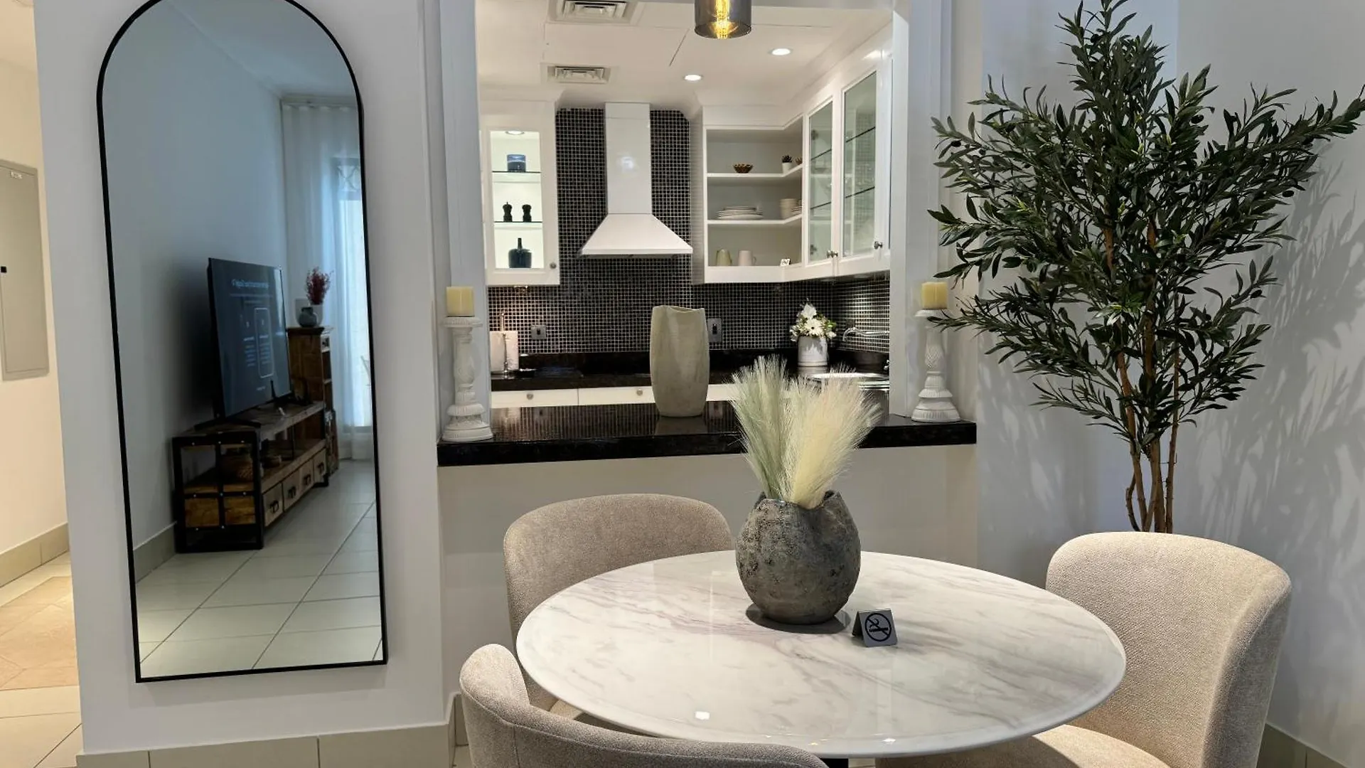 Appartement Luxurious 1Br Aprt Burj Khalifa Area à Dubaï